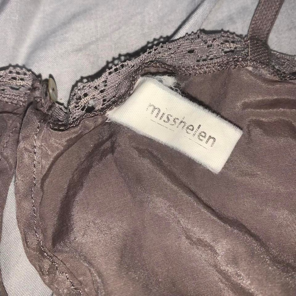 Cute little lingerie top! Super soft and lightweight. SOFTGIRL COREE💋💋